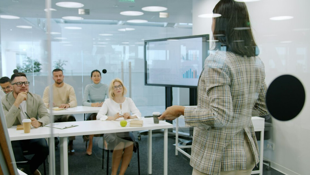 employee training with technology